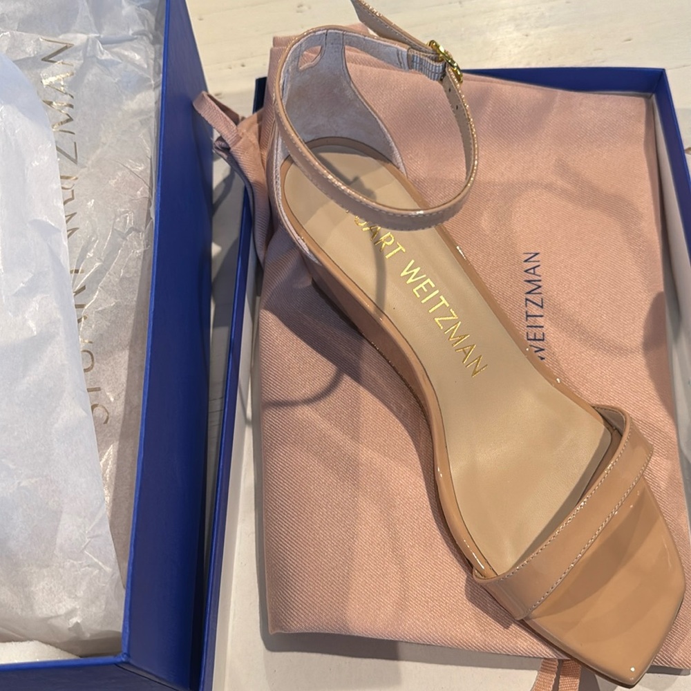 Stuart weitzman nudistcurve 50 wedge size 7
